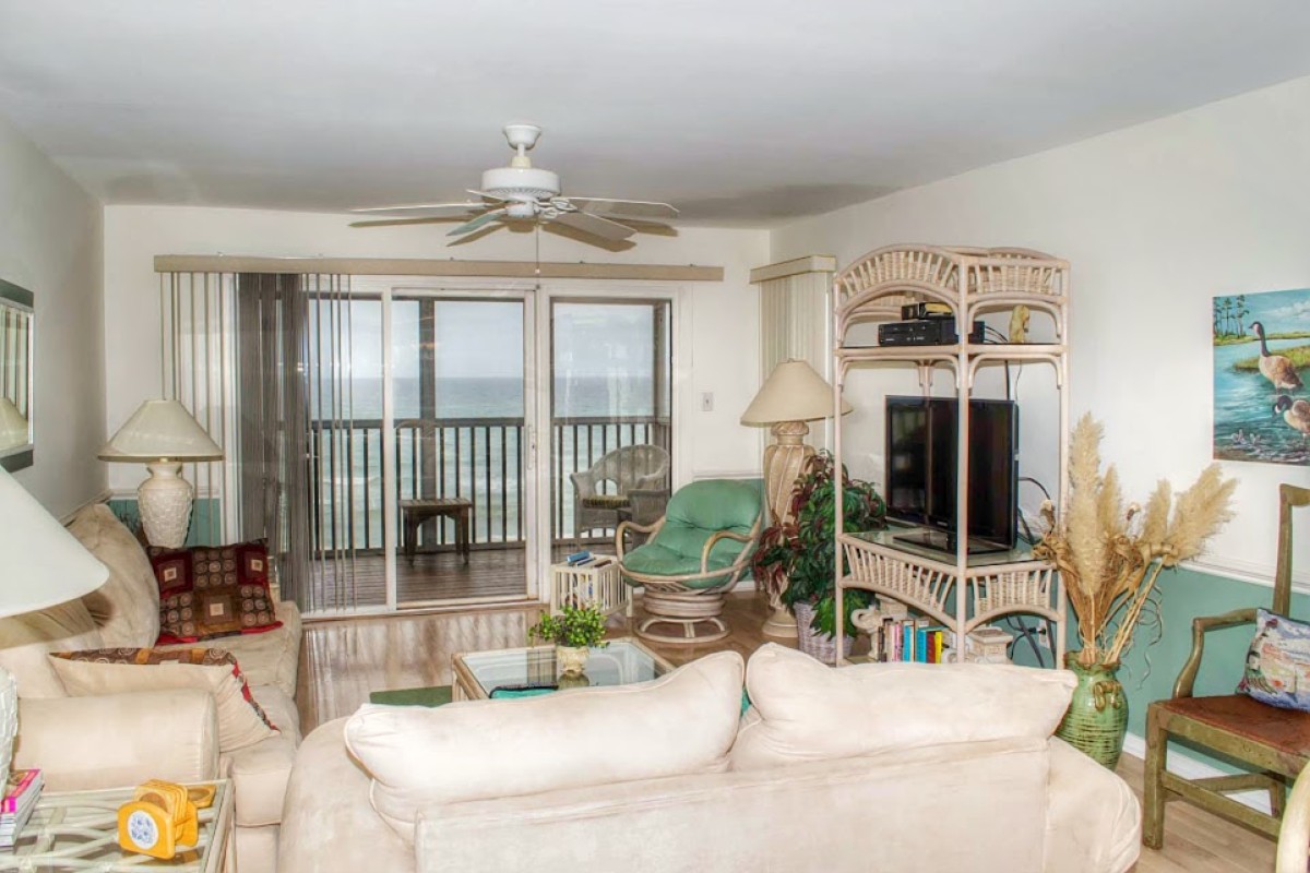 Cannon & Gruber, REALTORS-Maritime West A-32-1