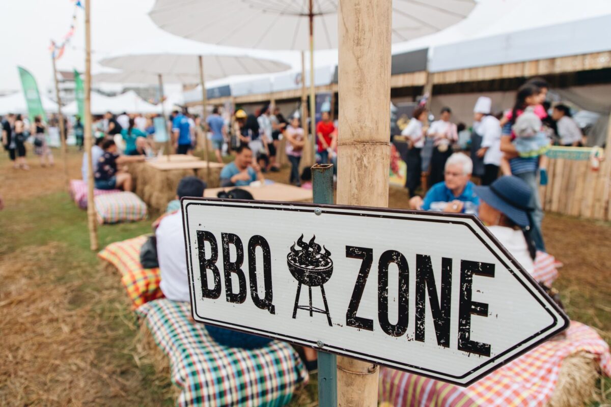 bbq zone sign