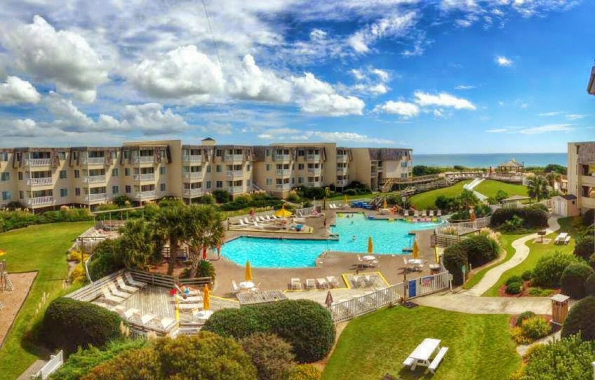 courtyard of A Place At The Beach
